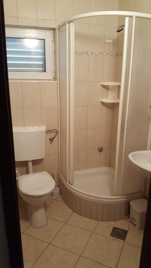 Apartments By The Sea Tucepi, Makarska - 2699 Esterno foto