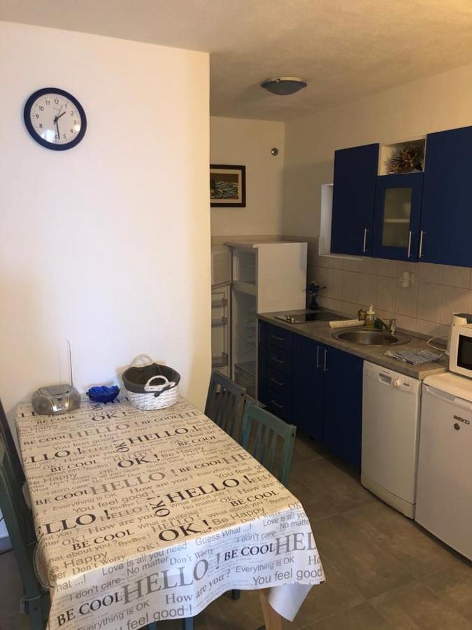 Apartments By The Sea Tucepi, Makarska - 2699 Esterno foto