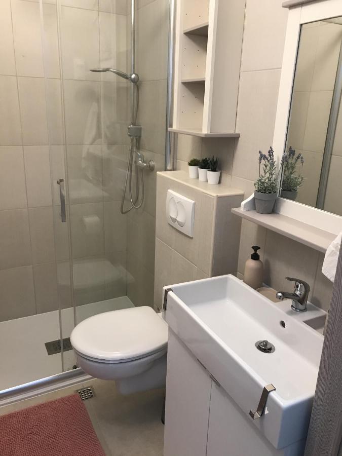 Apartments By The Sea Tucepi, Makarska - 2699 Esterno foto