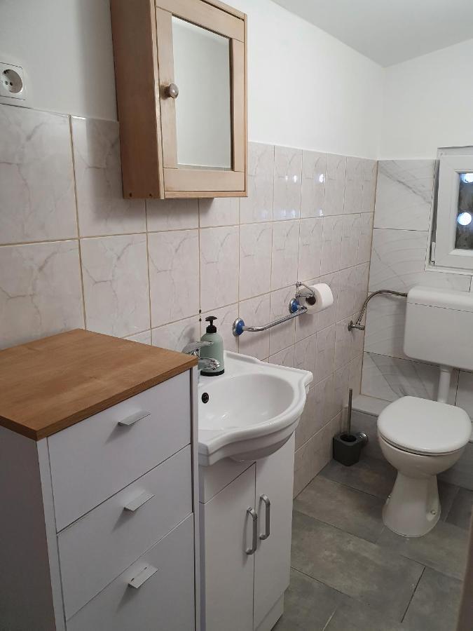 Apartments By The Sea Tucepi, Makarska - 2699 Esterno foto